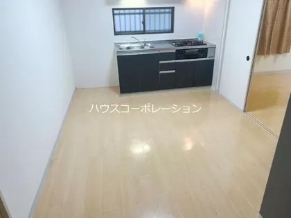 グレイスフル西川【2階】の居間