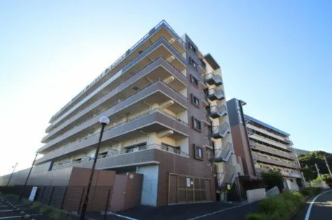 ニューガイア四季彩の丘C棟の画像