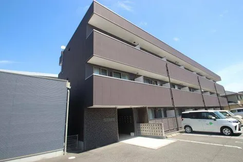 コンフォールパピヨン【307号室】の外観