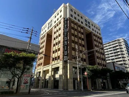 ビュートリアム平尾【9階】の外観