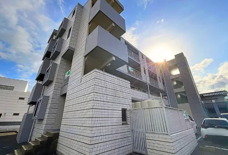 ロイヤルコーポKM【405号室】の外観