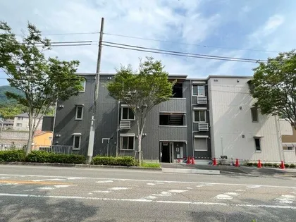 ペルチェ【1階】の外観