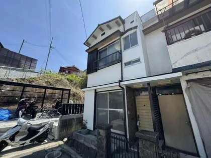 大阪府大阪狭山市半田5丁目【一戸建】の外観