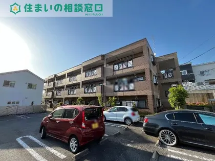 愛知県岡崎市羽根町字陣場【マンション】の外観