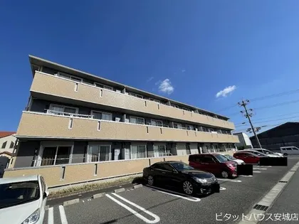 スタースレイプ【1階】の外観