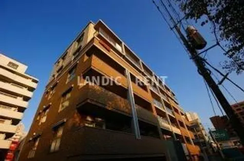 エンシェント山荘通り【2階】の外観