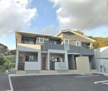 ル・フルール【2階】の外観