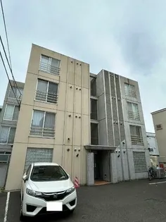 エムプラス山鼻【4階】の外観