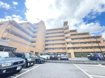 京都府宇治市伊勢田町中山【マンション】の外観