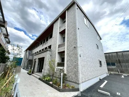 アット楠根の画像
