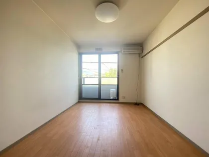 ハイツグレイス【2階】の居間