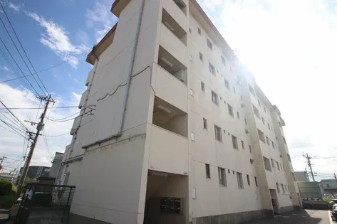 グリーンマンション【206号室】の外観