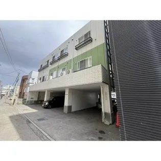 しらかばハイツ【3階】の外観