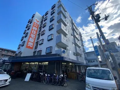 レクシア上新庄【3階】の外観