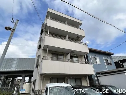 安設ビルの画像