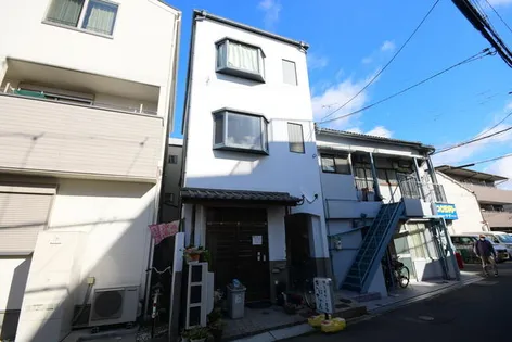 エムボックス香里の画像