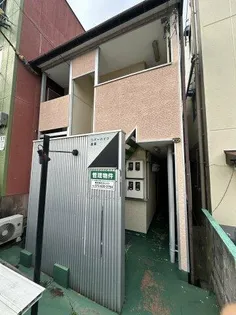 リバーハイツ深草【1階】の外観