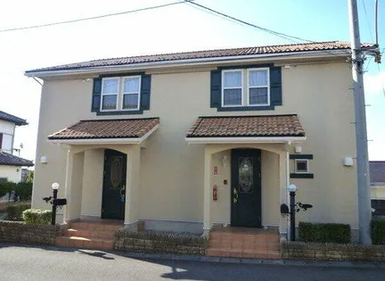 愛知県瀬戸市西山町2丁目【テラスハウス】の外観