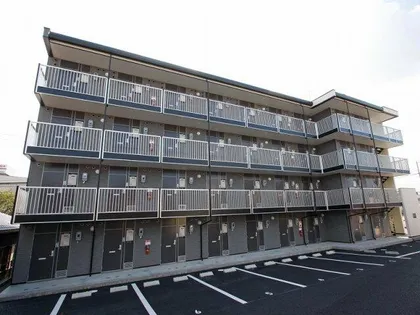 レオパレスバローネⅡ【401号室】の外観