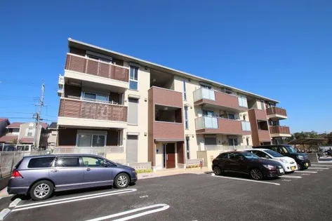 モア・サンハイム【2階】の外観