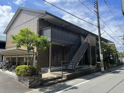 スタシオン東野・アクシス A棟【1階】の外観