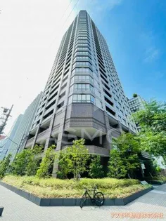 クレヴィアタワー大阪本町【13階】の外観