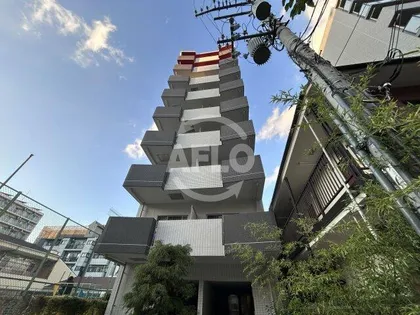 ラ・フィーネ江坂【3階】の外観