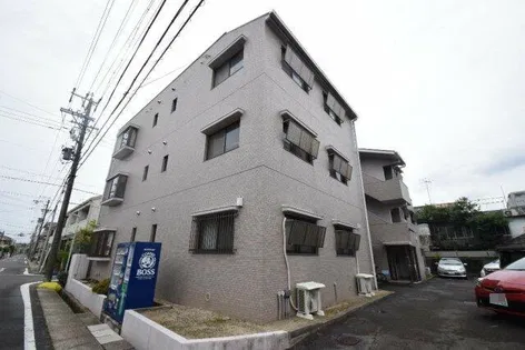 ロイヤル西崎の画像