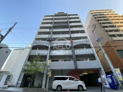 インペリアル靭本町【4階】の外観