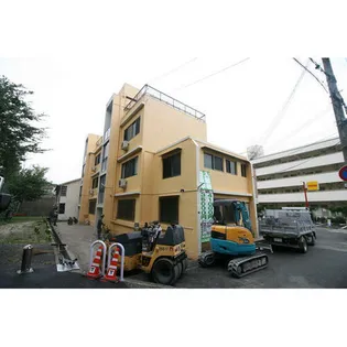 マンション平和【1階】の外観