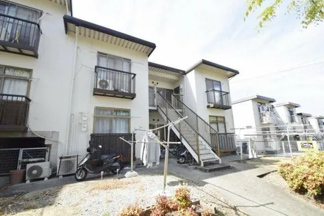 シャトードイワネG号館の画像