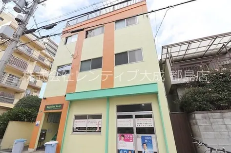 第二マンション【2階】の外観
