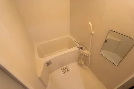 ウエストアヴェニュー【2階】の風呂