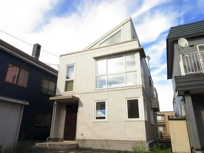 北海道札幌市豊平区月寒東一条7丁目【一戸建】の外観