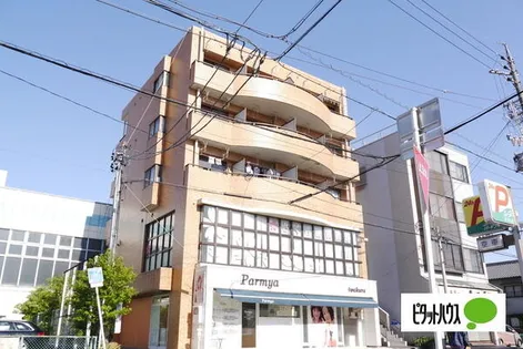 ルビービルの画像