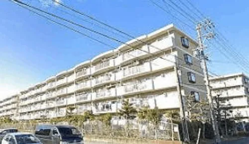 パストラルハイム明徳1番館【5階】の外観