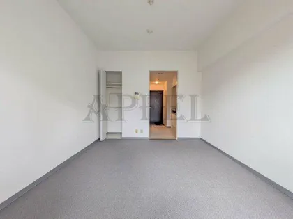 エトワール北梅田【8階】の居間