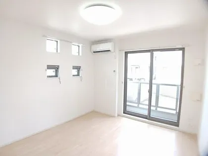 フォレスタ【1階】の居間