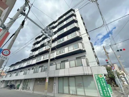 サンライフ【5階】の外観