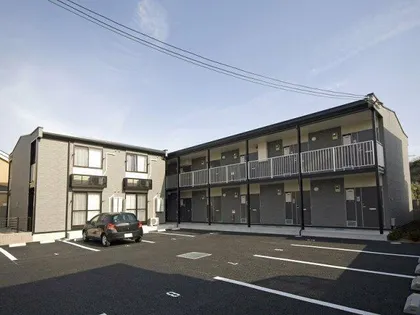 レオパレスレインボー松ヶ丘の画像