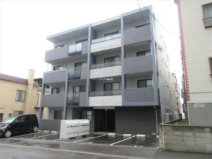 Y.T tower月寒東【3階】の外観