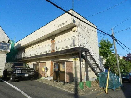 プルメリア【201号室】の外観