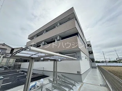 ポート フルール【2階】の外観