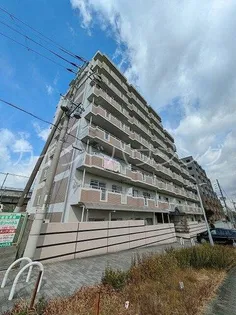 ヒュース一丘弐番館【3階】の外観