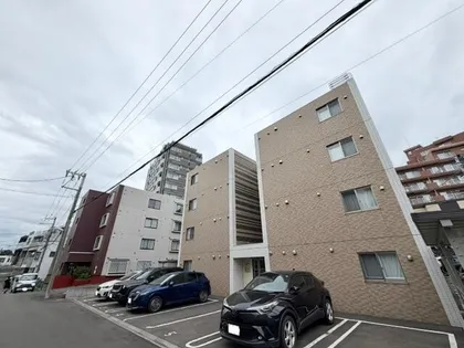 北海道札幌市南区澄川四条2丁目【マンション】の外観