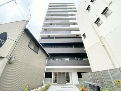 プレサンスNEO九条ディアシス【2階】の外観