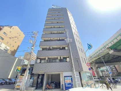 ミストラル本町ウエスト【8階】の外観