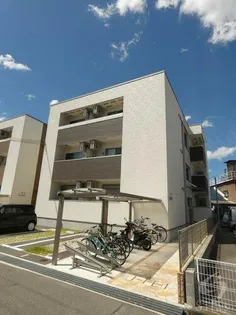 大阪府堺市西区鳳中町9丁【アパート】の外観