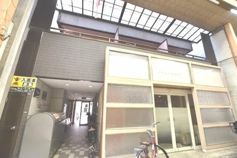 大阪府堺市西区鳳東町1丁【マンション】の外観