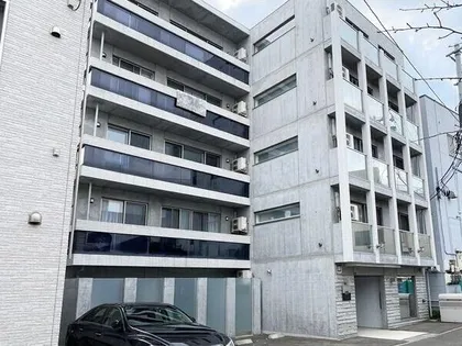 コアヒルズ【2階】の外観